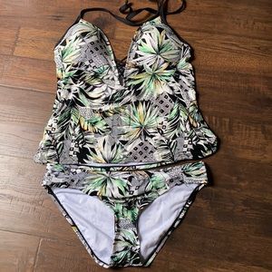 Kenneth Cole tankini set